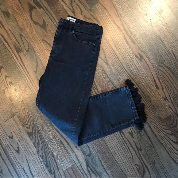 Topshop Denim - Topshop Cropped Tassel Jeans